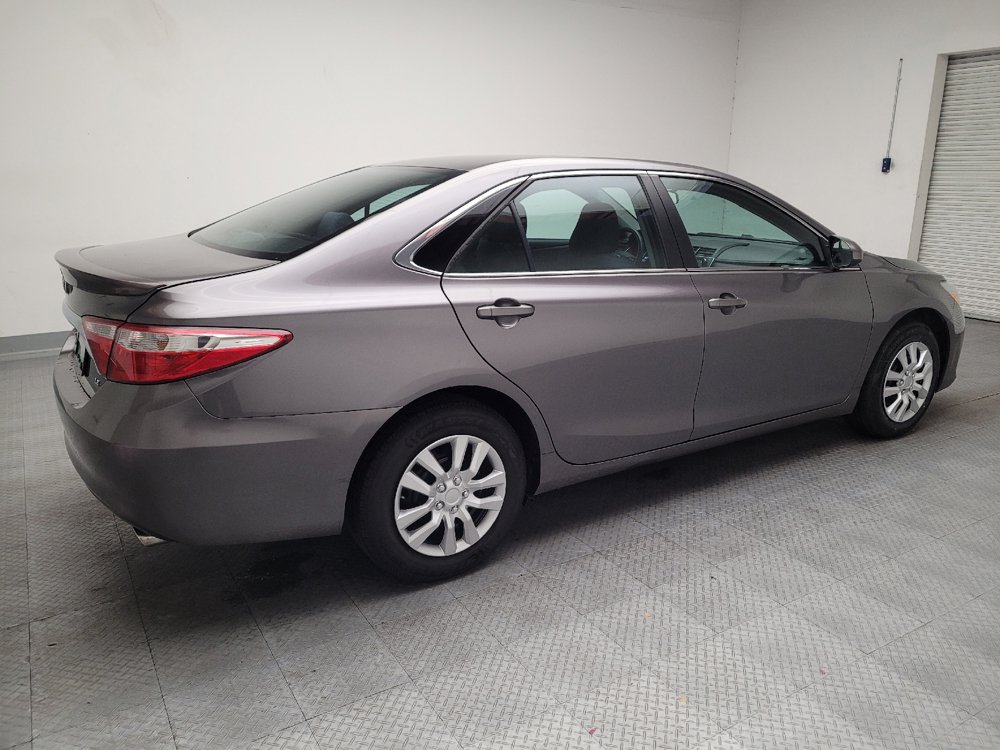 Used 2015 Toyota Camry LE FWD image 10