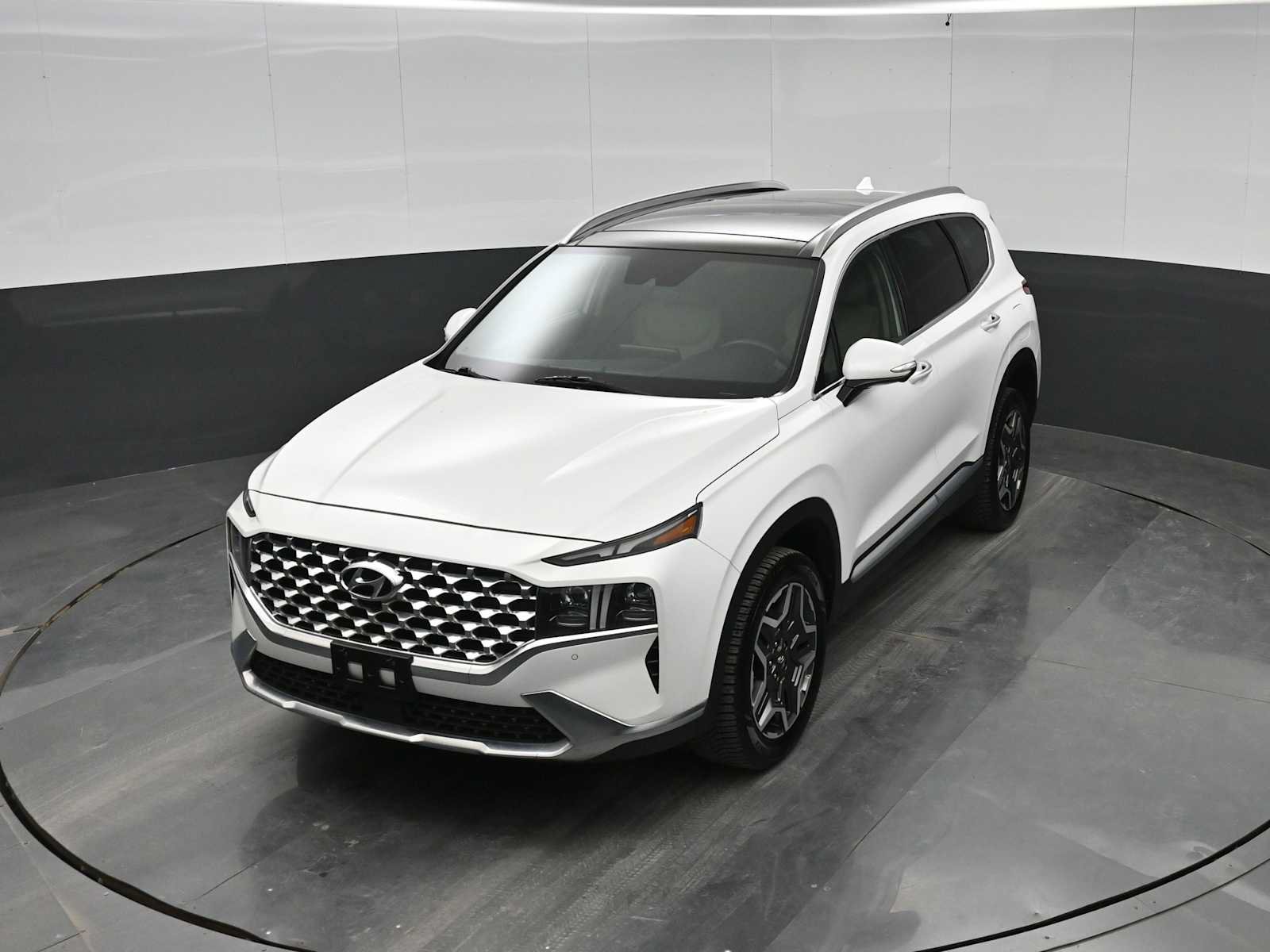 Used 2023 Hyundai Santa Fe Limited AWD/4WD image 18