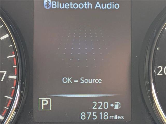 Used 2017 Nissan Rogue SV AWD/4WD image 5