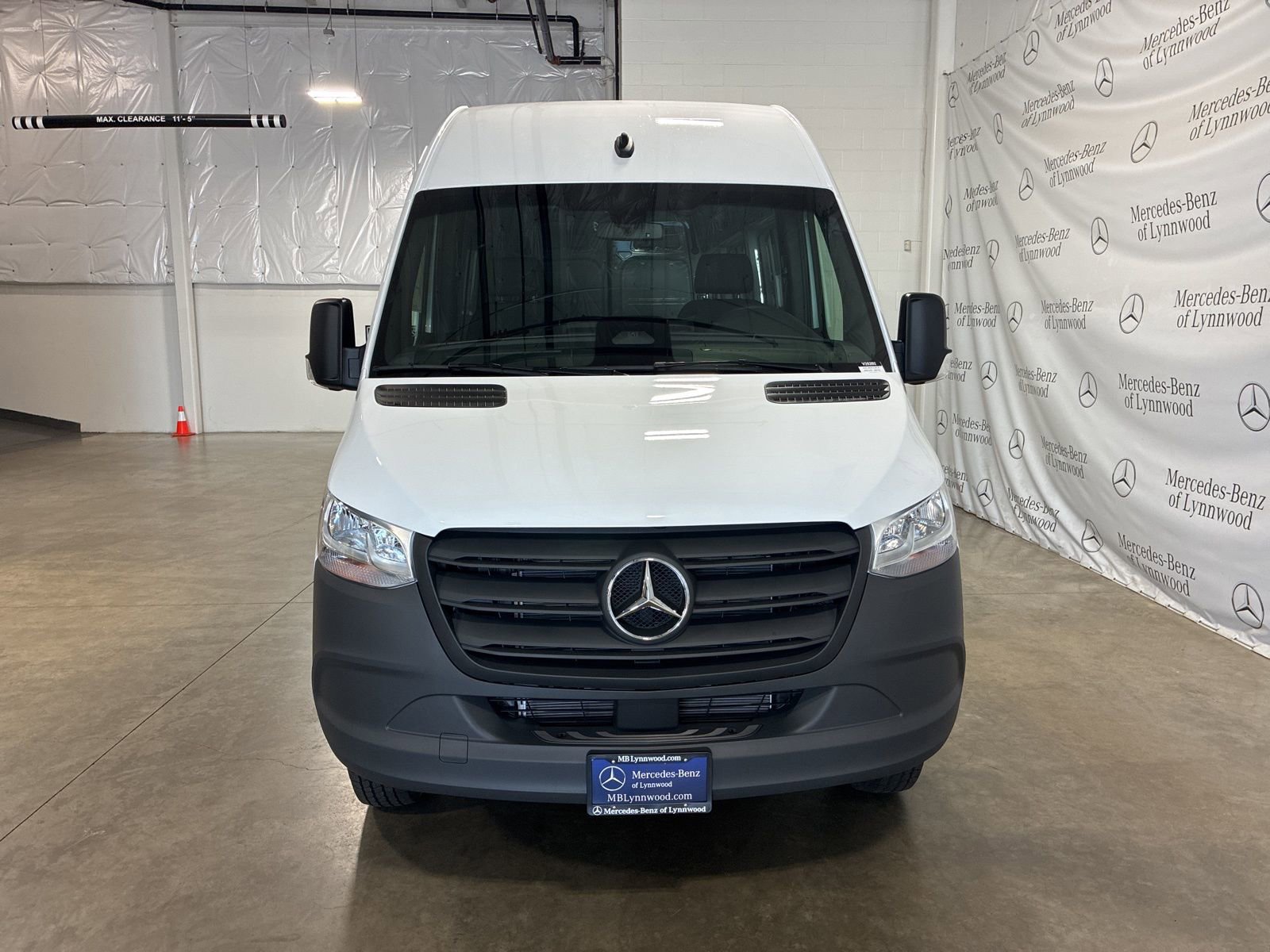 New 2025 Mercedes-Benz Sprinter 4500 image 3