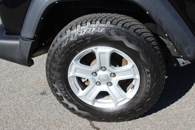 Used 2022 Jeep Wrangler Sport S image 33