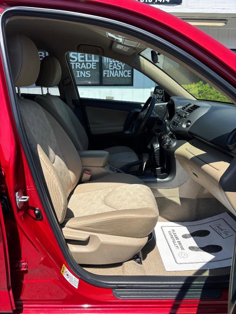 Used 2011 Toyota RAV4 4WD w/ Base L4 Extra Value Pkg image 32