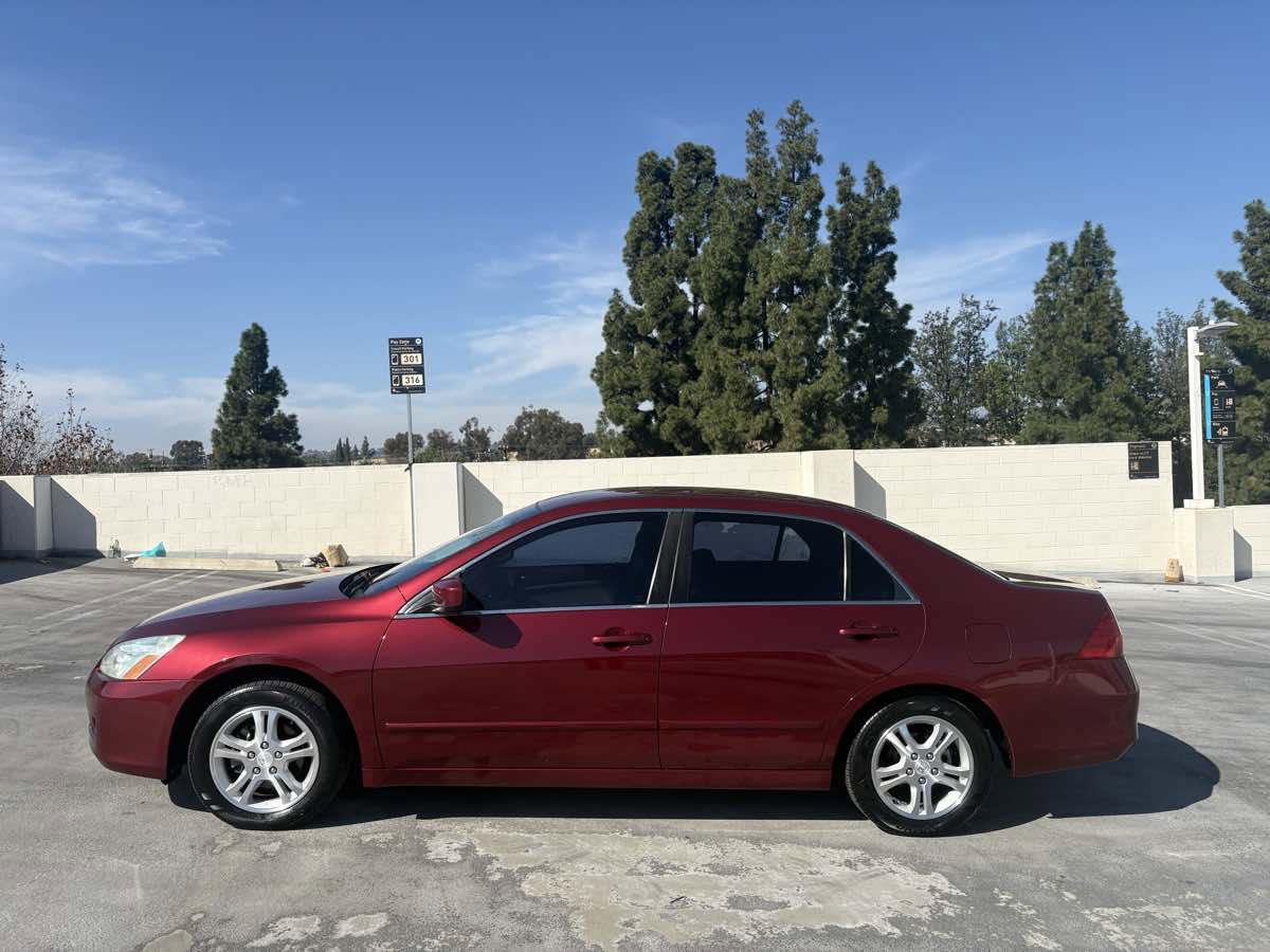 Used 2007 Honda Accord SE image 7