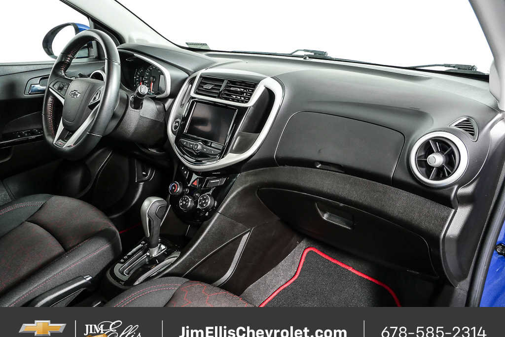 Used 2020 Chevrolet Sonic LT w/ Convenience Package FWD image 21