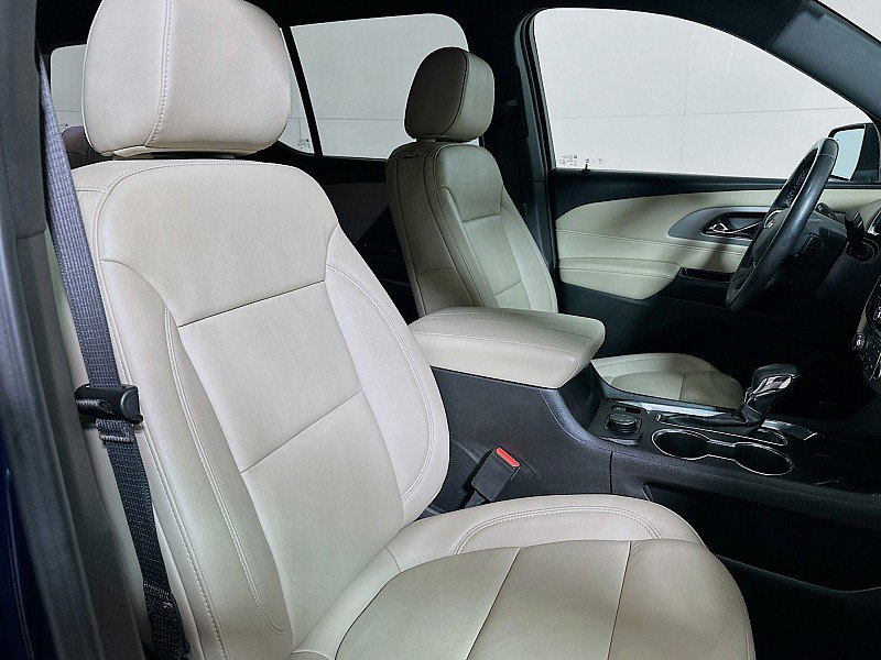 Used 2023 Chevrolet Traverse LT w/ LT Premium Package image 31