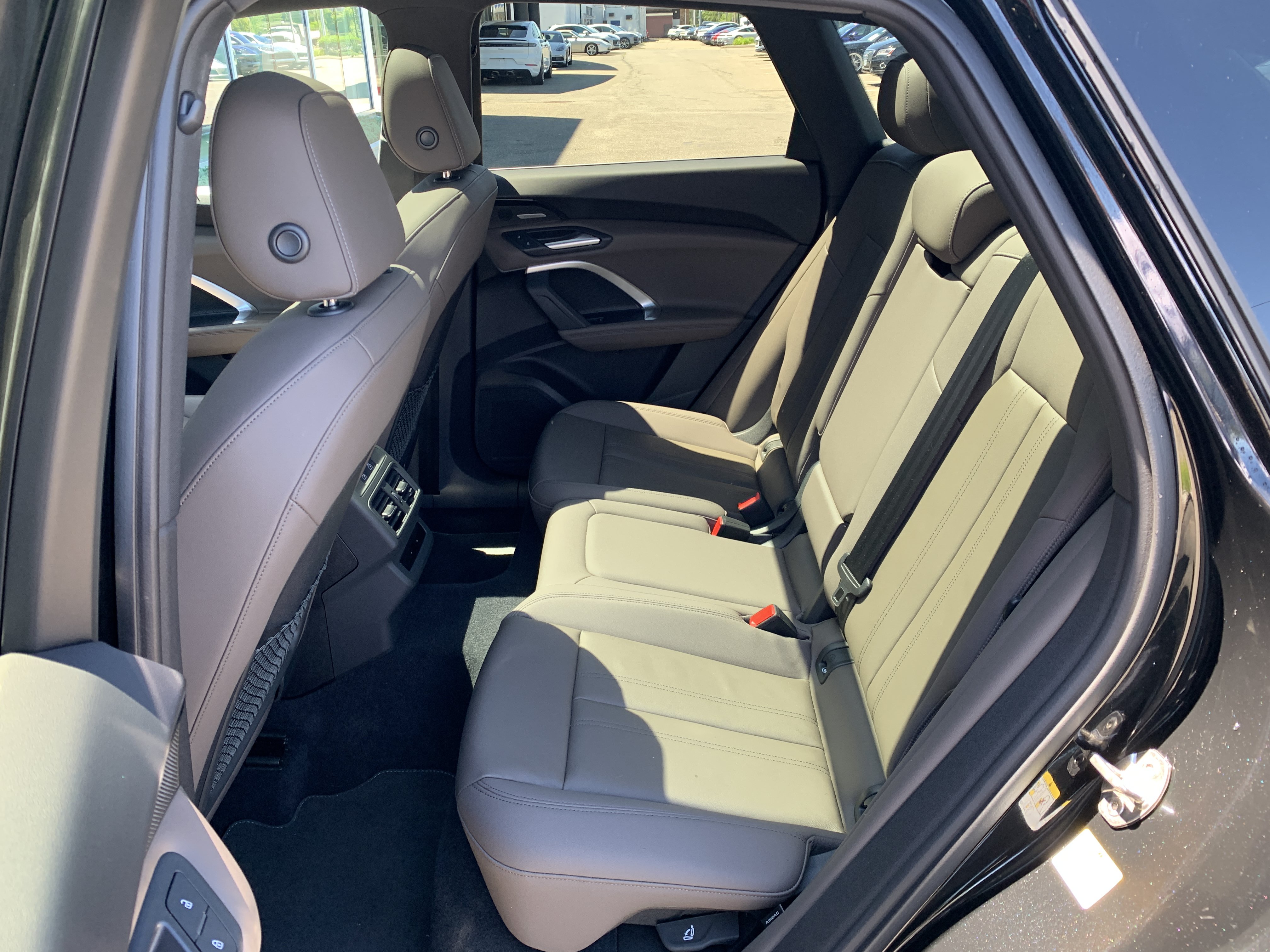 Certified 2025 Audi Q5 Premium w/ Premium Plus AWD/4WD image 15