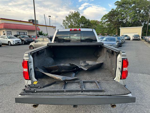 Used 2018 GMC Sierra 1500 SLE w/ SLE Value Package AWD/4WD image 16