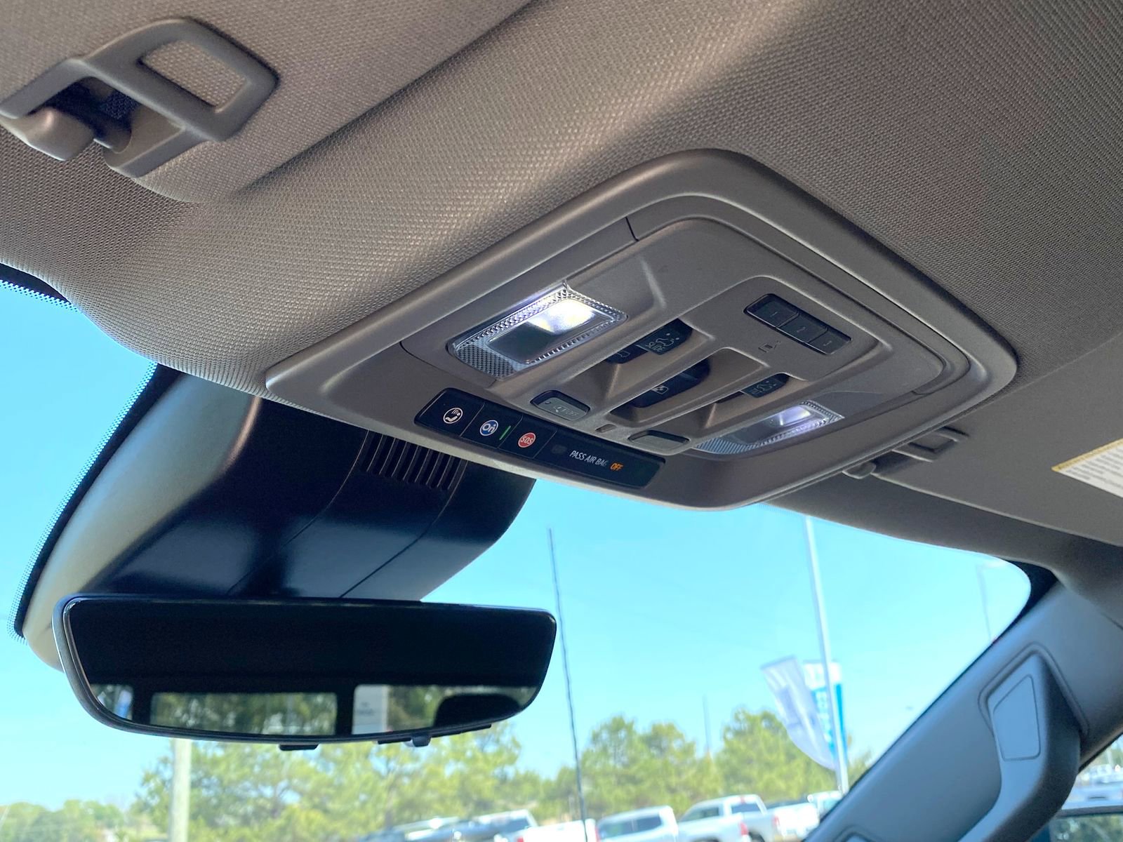 Used 2025 Chevrolet Silverado 2500 LTZ w/ LTZ Plus Package image 25