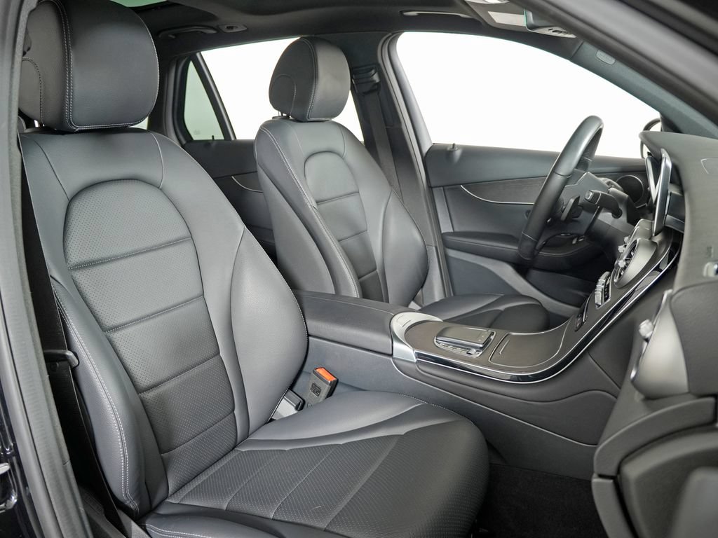 Certified 2022 Mercedes-Benz GLC 300 4MATIC image 16