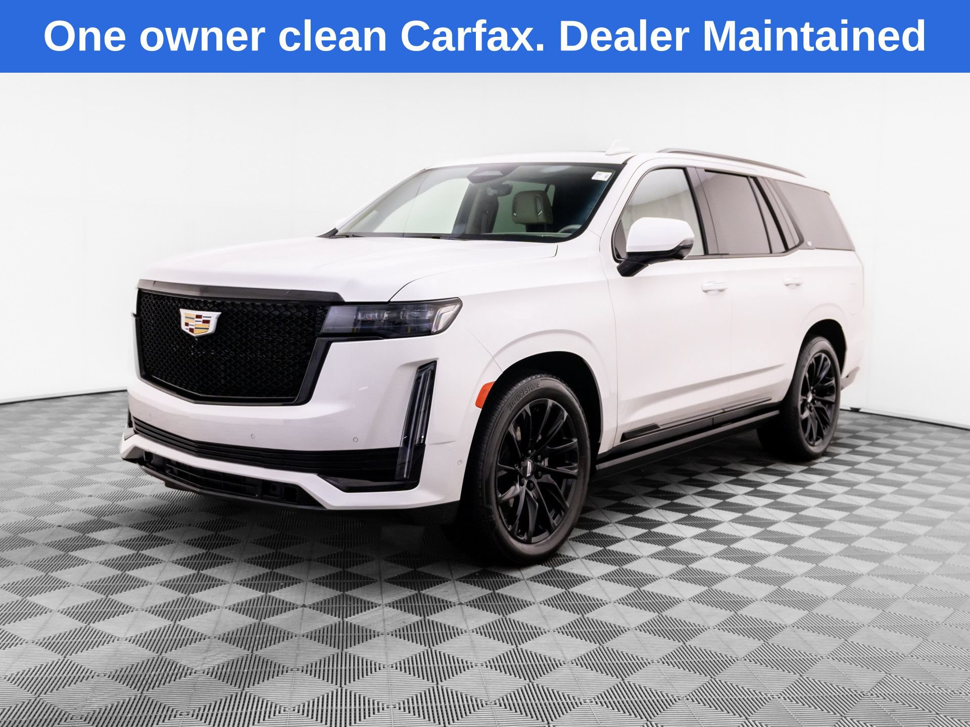 Used 2024 Cadillac Escalade Sport Platinum w/ LPO, ONYX Package AWD/4WD image 1
