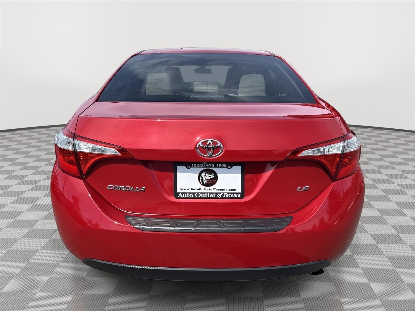Used 2015 Toyota Corolla LE image 9