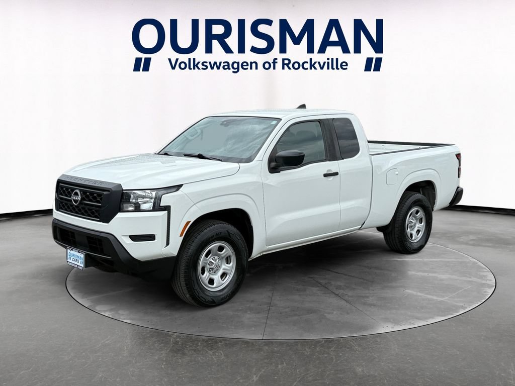 Used 2022 Nissan Frontier S RWD image 2