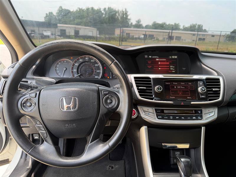 Used 2015 Honda Accord EX-L image 14