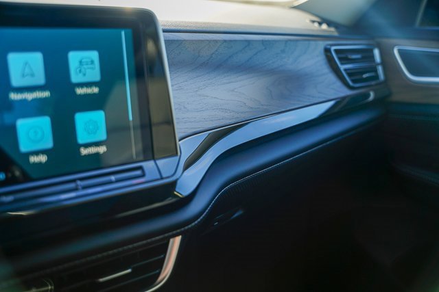 New 2026 Volkswagen Atlas SE image 18