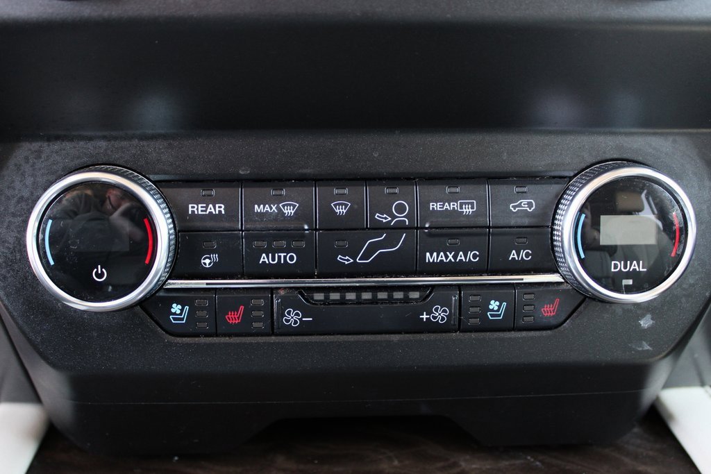 Used 2019 Ford Expedition Platinum image 32