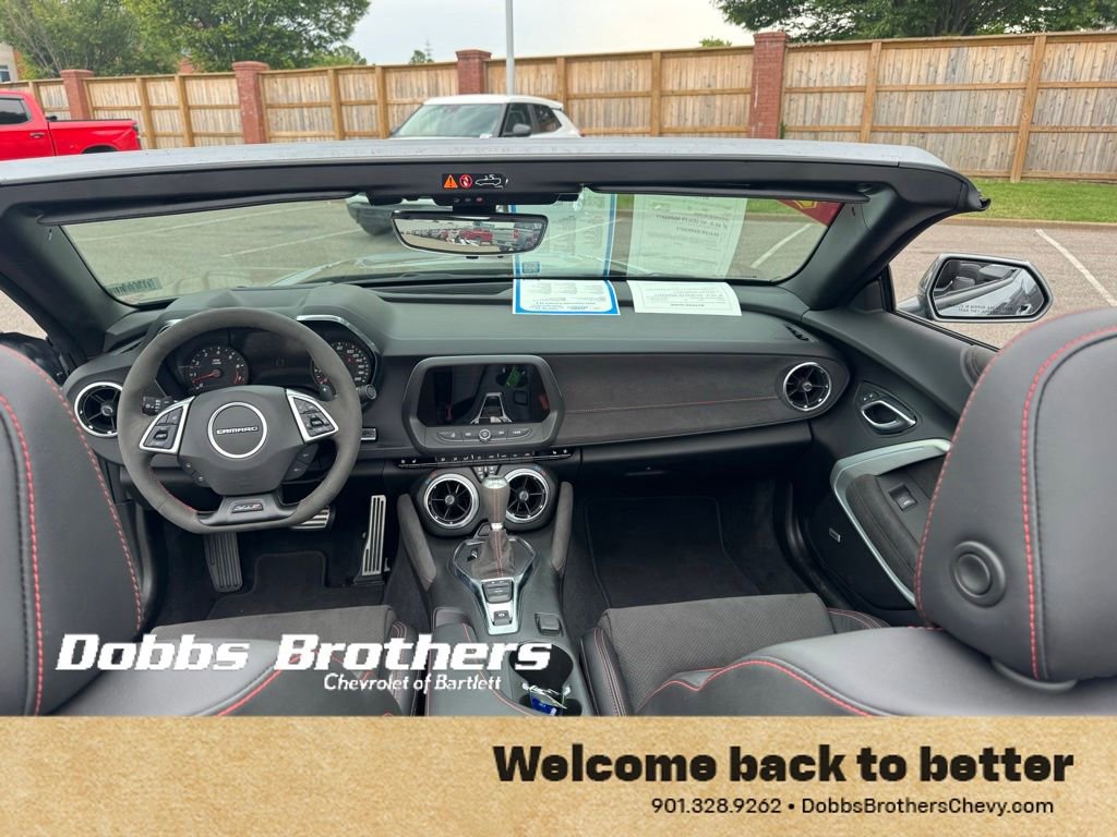 Used 2021 Chevrolet Camaro ZL1 RWD image 13