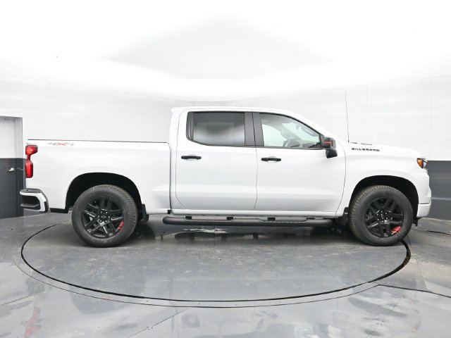 Used 2025 Chevrolet Silverado 1500 RST w/ Redline Edition AWD/4WD image 11