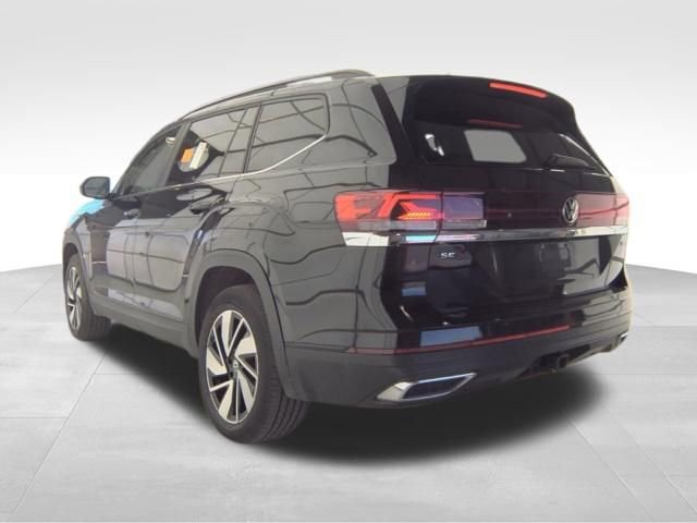 Used 2025 Volkswagen Atlas SE image 5
