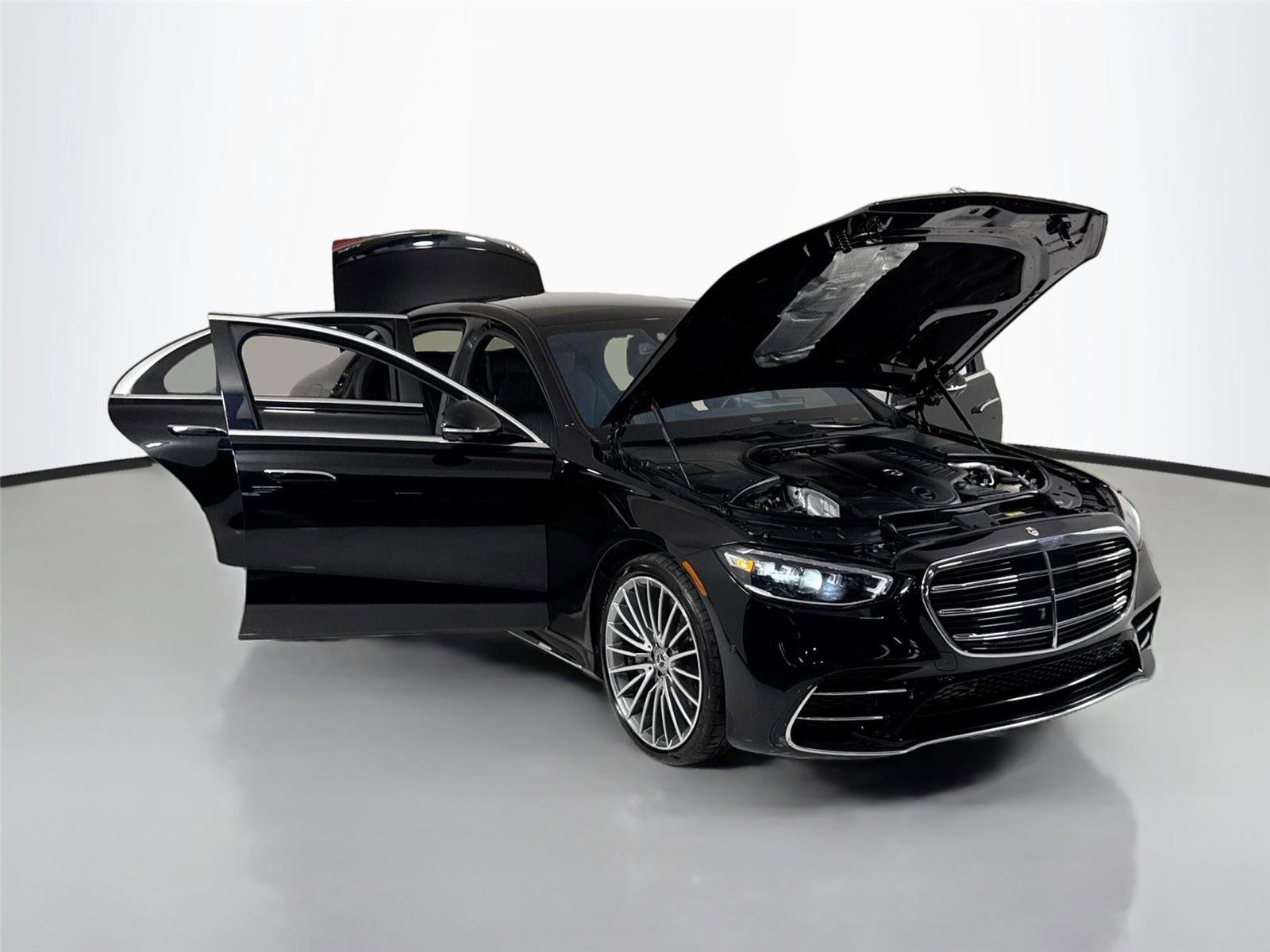 Used 2023 Mercedes-Benz S 500 4MATIC image 36