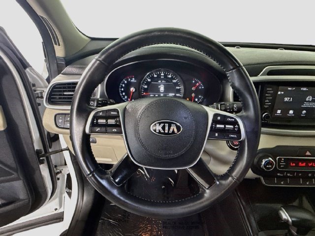 Used 2020 Kia Sorento EX FWD image 12