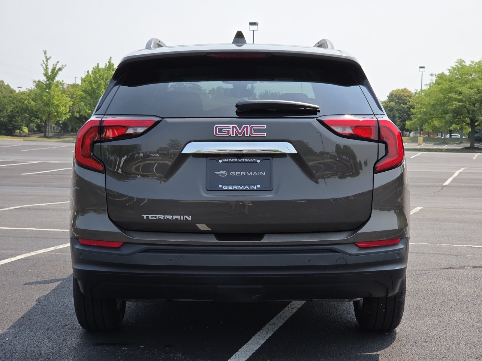 Used 2020 GMC Terrain SLE w/ Driver Convenience Package FWD image 16