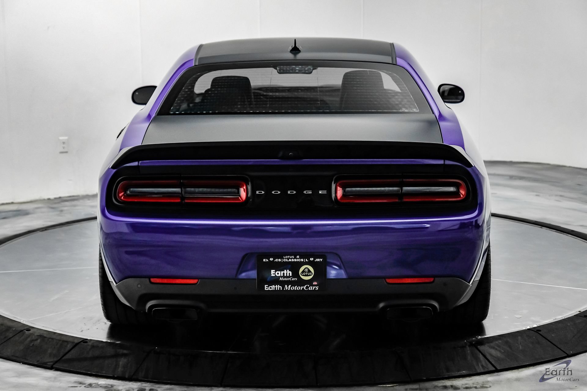 Used 2023 Dodge Challenger SRT Hellcat RWD image 16