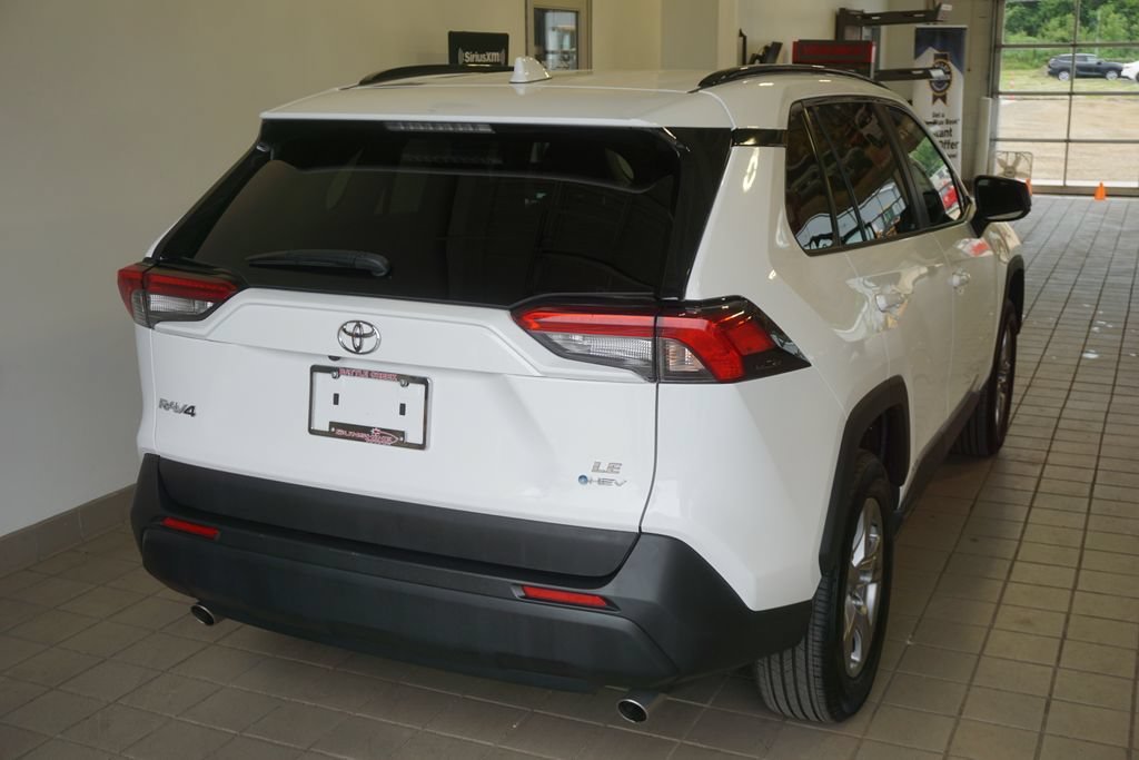 Certified 2025 Toyota RAV4 LE AWD/4WD image 13