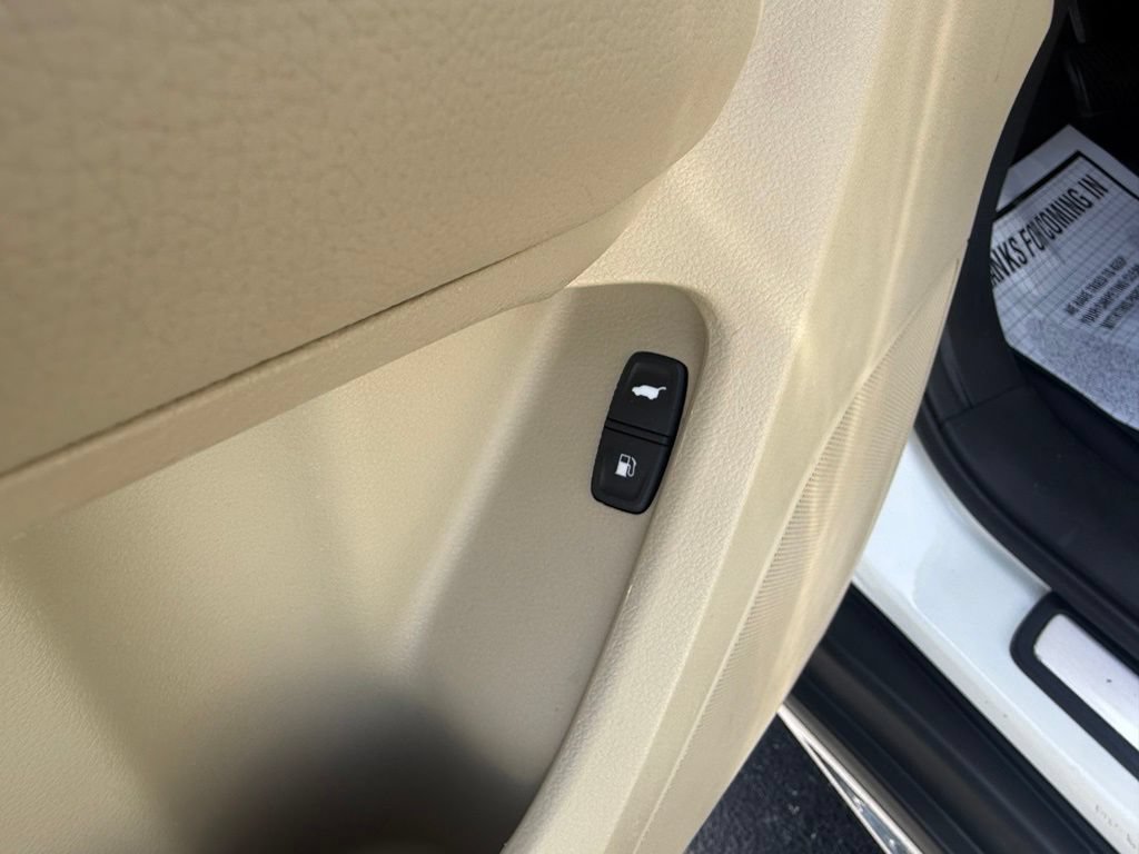 Used 2017 Acura MDX SH-AWD image 17