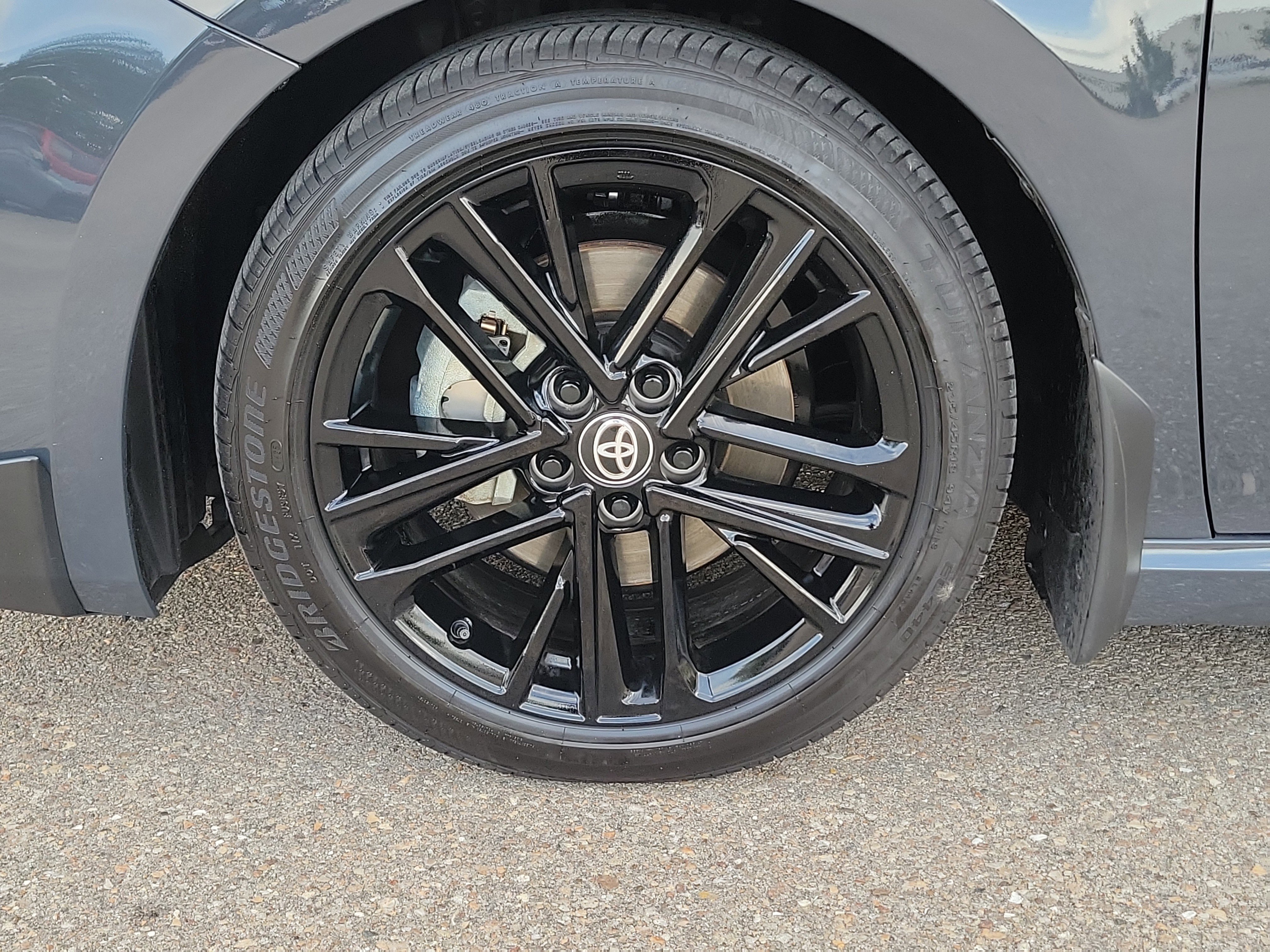 Used 2025 Toyota Camry SE image 6