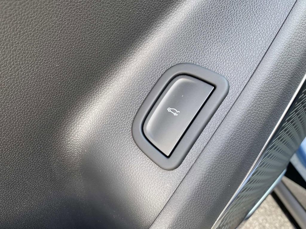 New 2026 Chevrolet Traverse RS image 20