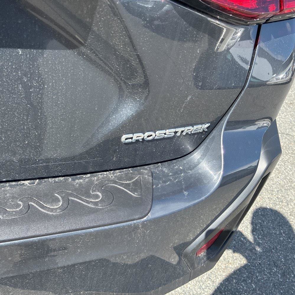 Used 2024 Subaru Crosstrek 2.0i Premium AWD/4WD image 9