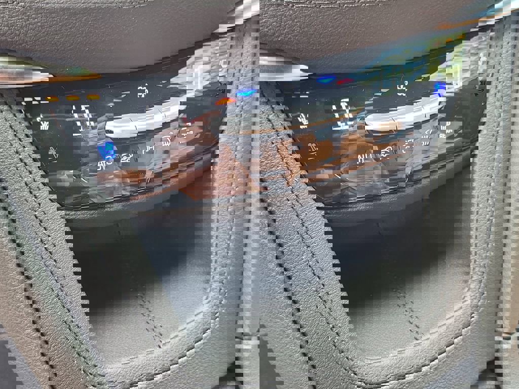 New 2025 Cadillac XT5 Premium Luxury w/ Technology Package image 20