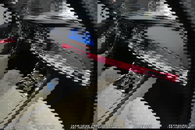 Used 2023 BMW 740i w/ Parking Assistance Package RWD image 17