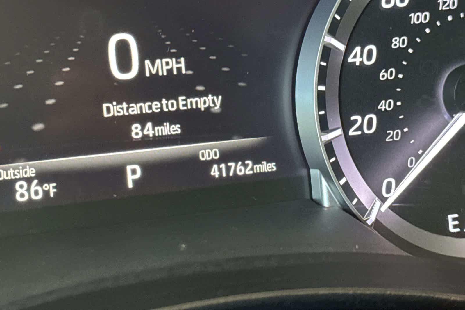 Used 2023 Toyota Highlander LE FWD image 30