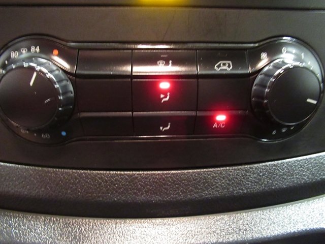 Used 2020 Mercedes-Benz Metris w/ Safety Package image 25