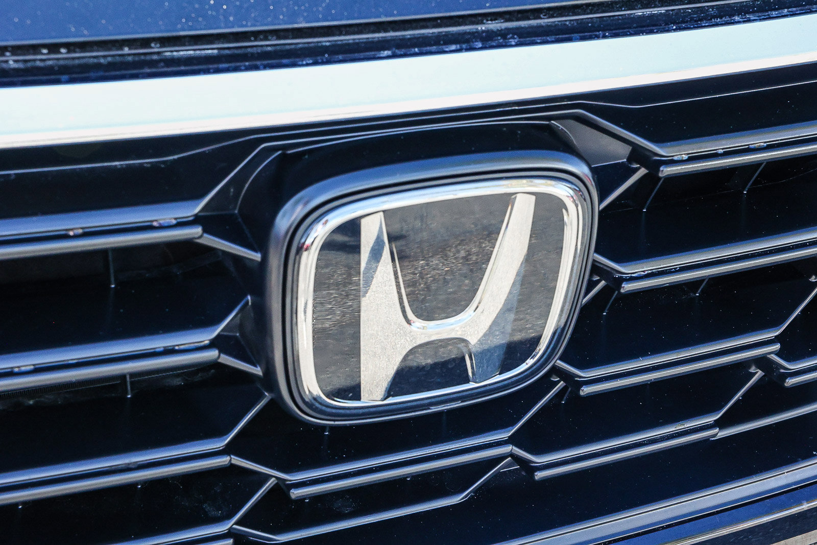 Used 2024 Honda CR-V LX image 16