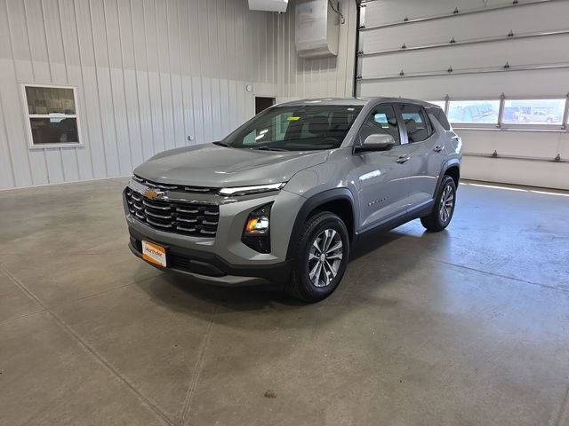 Used 2026 Chevrolet Equinox LT AWD/4WD image 4