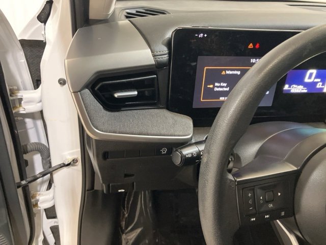 Used 2025 Nissan Kicks SV image 14