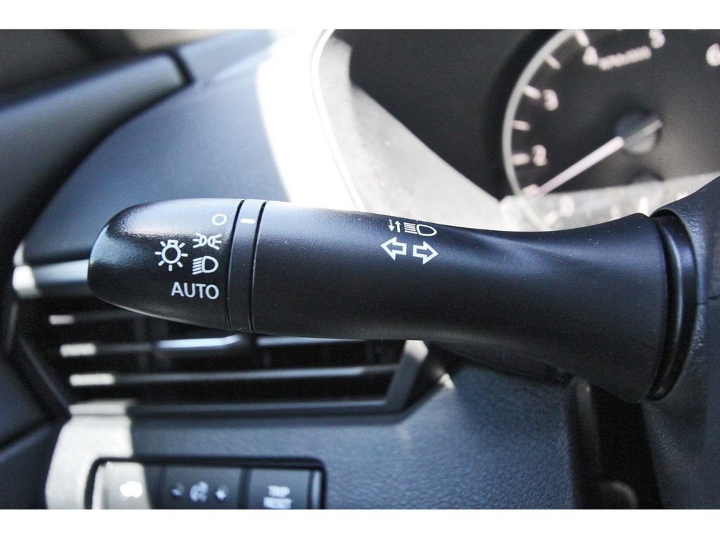 Used 2022 Nissan Altima 2.5 SV image 21