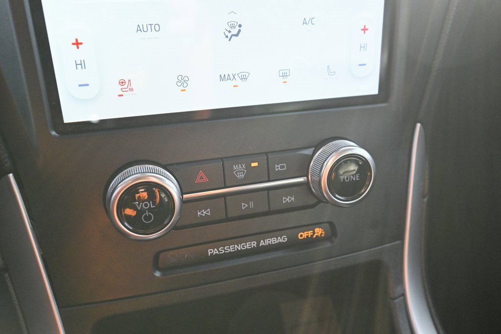 Certified 2024 Ford Edge SEL w/ Convenience Package image 36