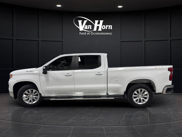 Used 2025 Chevrolet Silverado 1500 LT w/ Work Truck Package AWD/4WD image 4