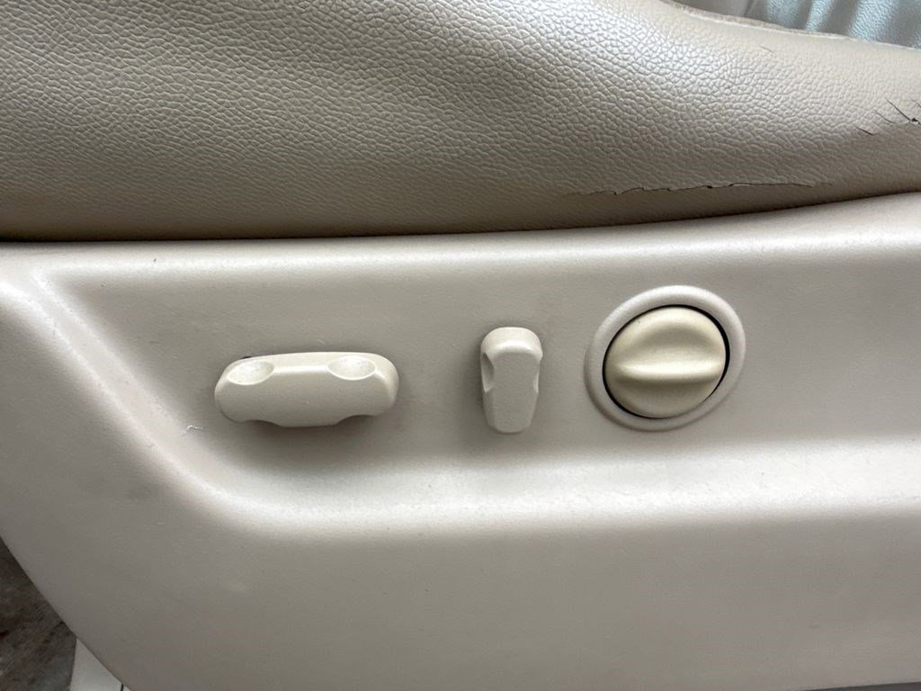 Used 2012 Chevrolet Tahoe LT w/ Suspension Package, Off-Road image 24