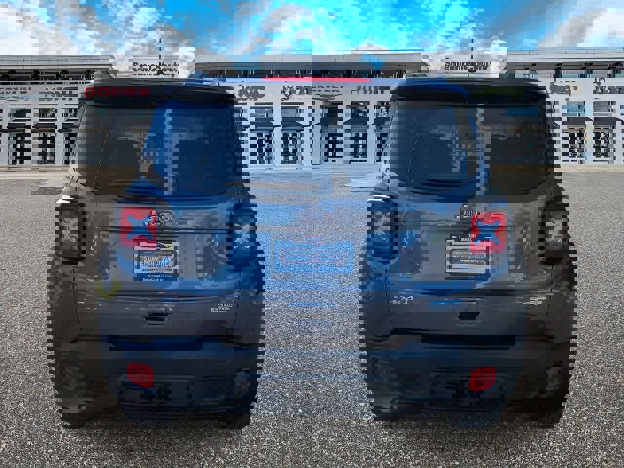 Used 2021 Jeep Renegade Latitude w/ Convenience Group image 7