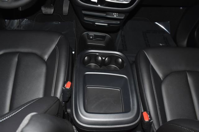 New 2026 Chrysler Pacifica Select image 20