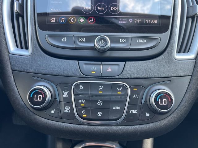 Used 2022 Chevrolet Malibu LT image 23
