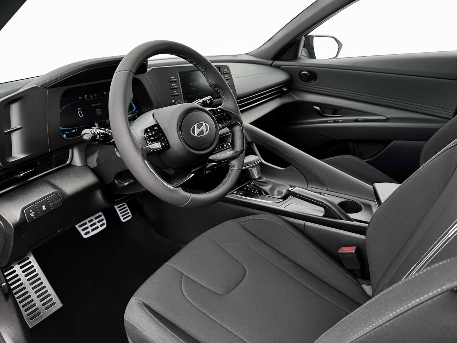 New 2025 Hyundai Elantra Sport image 14