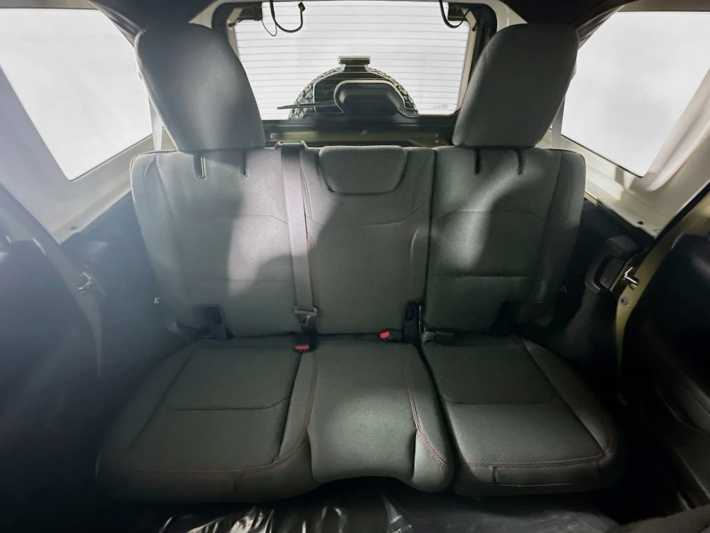 New 2026 Jeep Wrangler Unlimited Rubicon AWD/4WD image 10
