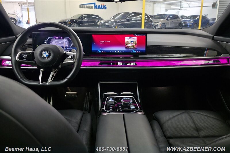 Used 2023 BMW 740i RWD image 25