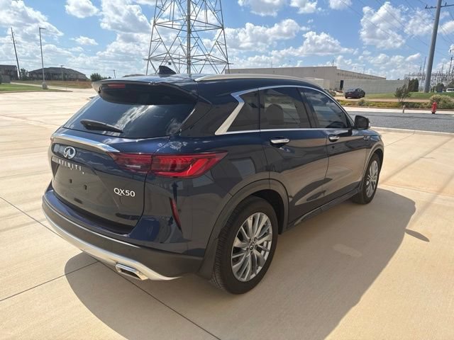 Used 2024 INFINITI QX50 Luxe FWD image 5