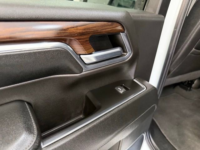 Used 2024 GMC Sierra 3500 SLT w/ SLT Premium Package image 21